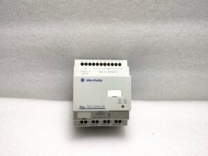 Crouzet Millenium 3 CB12 Programmable Logic Controller 88 970 021 8A 24Vdc 2,7W – IMG20250416125022