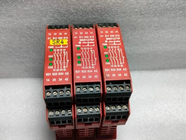 ALLEN BRADLEY GUARDMASTER SAFETY RELAY 440R-N23132/C