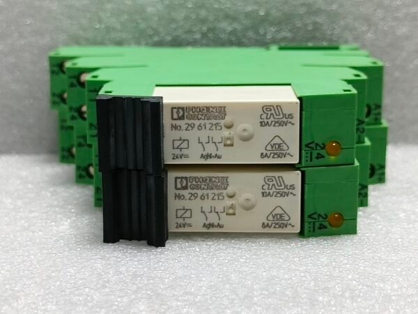 Lot of 2X Phoenix Contact PLC-BSC-24DC/21-21 Relay Base 2967015 24VDC